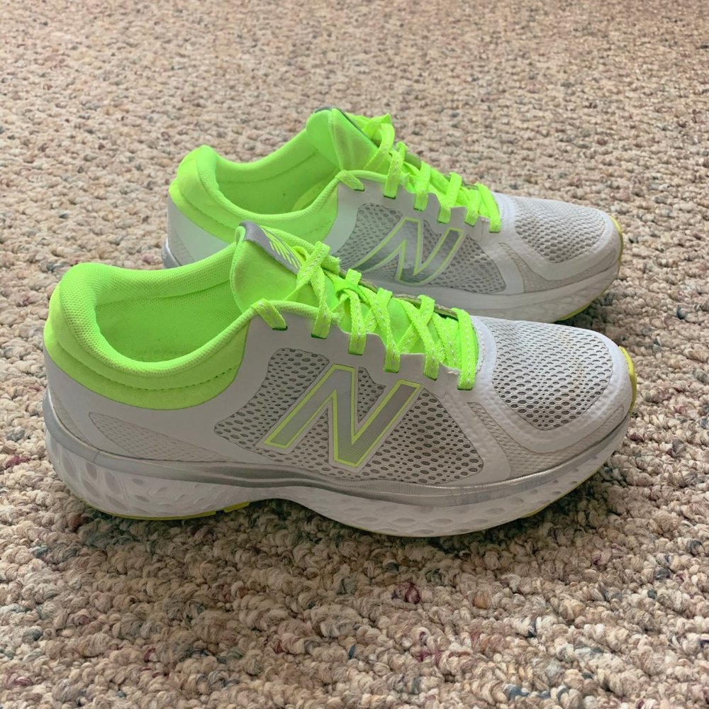New Balance 720 Ride V4 - Picture 3 of 7